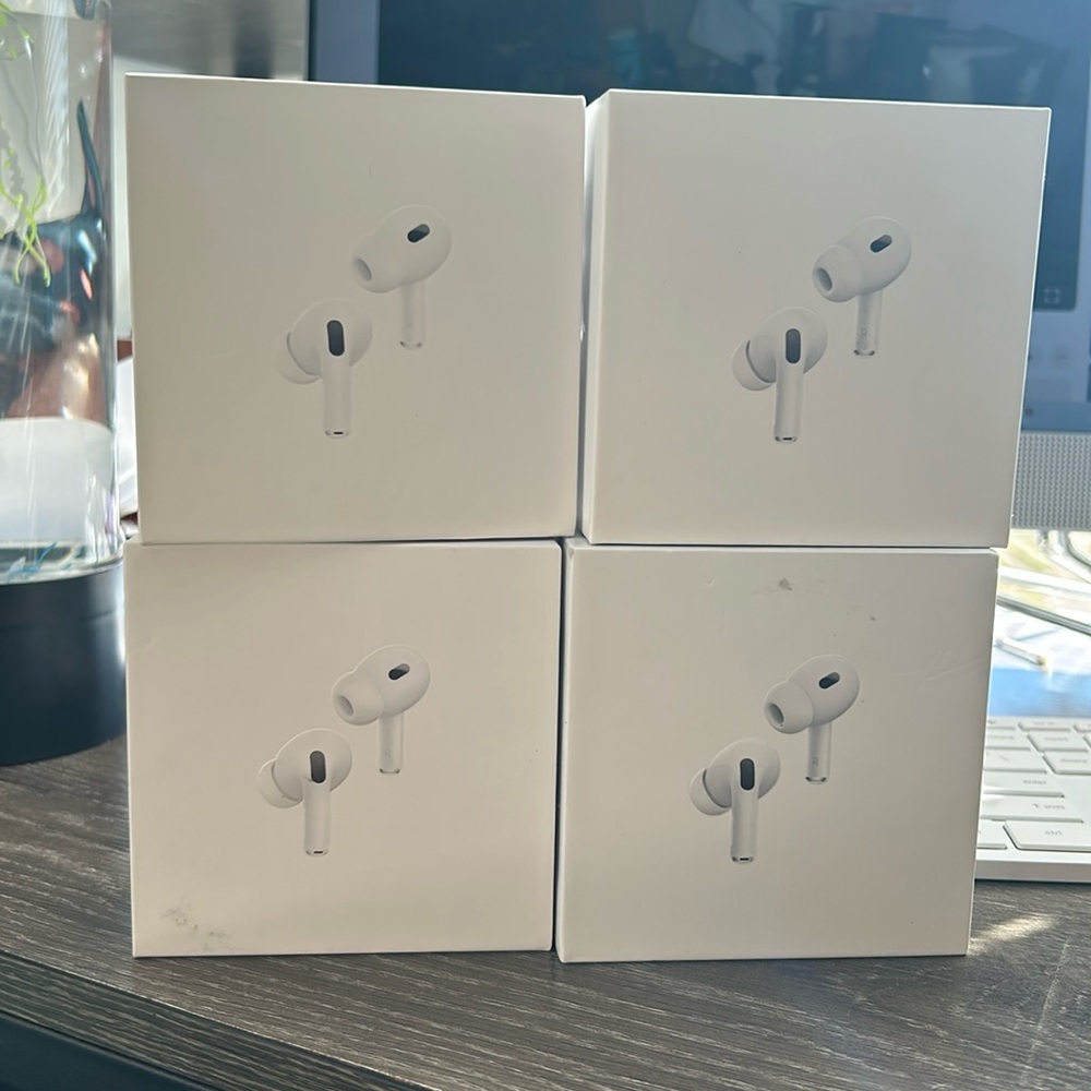 Earbuds